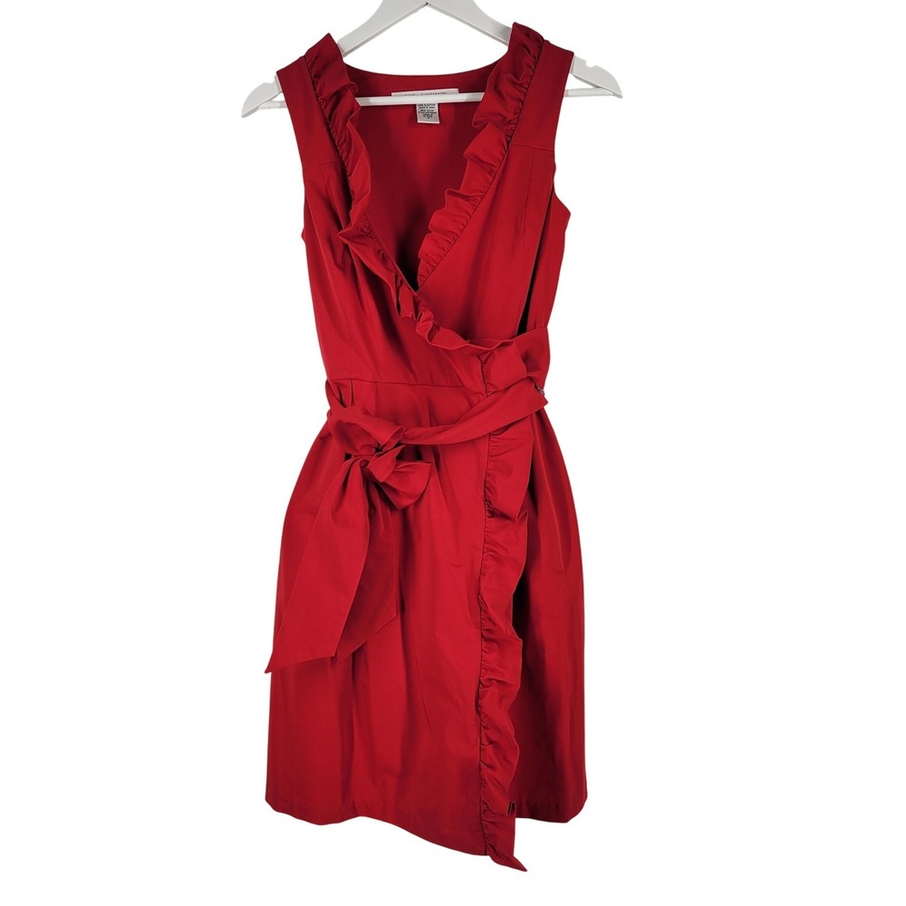 DIANE von FURSTENBERG Red Ruffle Wrap Dress Tie Waist Sleeveless Size 2‎ Party